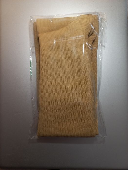 Пара компресійних гольф з відкритим носком L/XL.