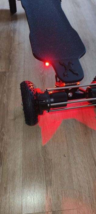 Електро скейтборд