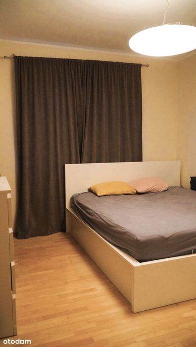 Mieszkanie w apartamentowcu z balkonem i garażem