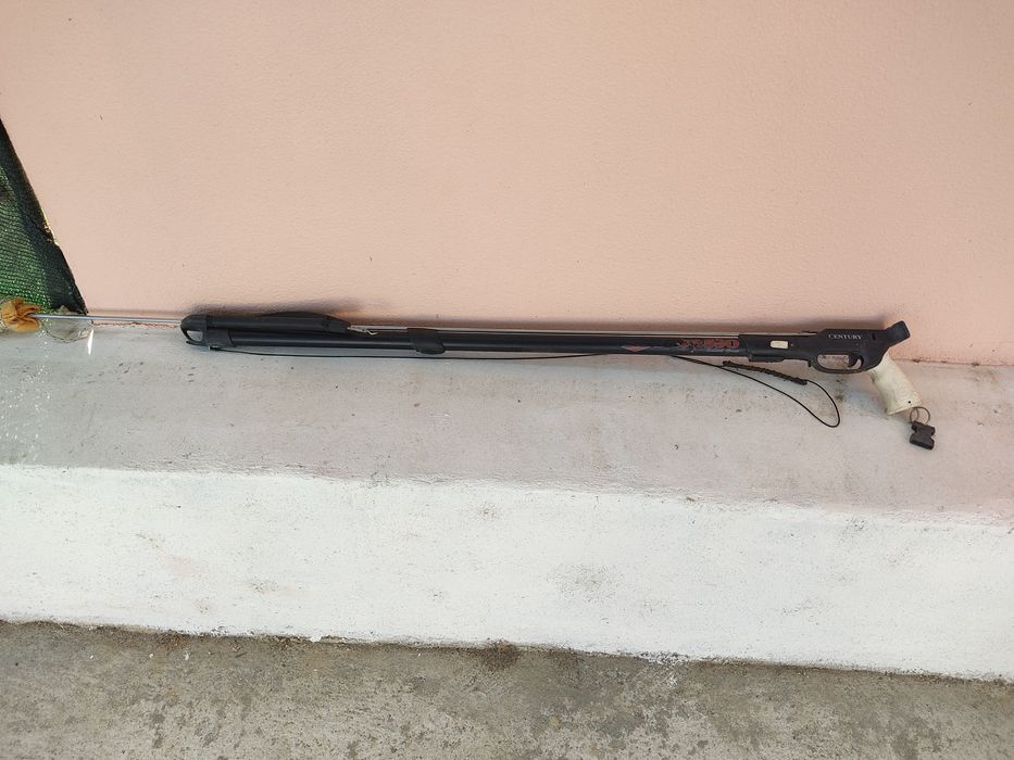 Arma caça submarina