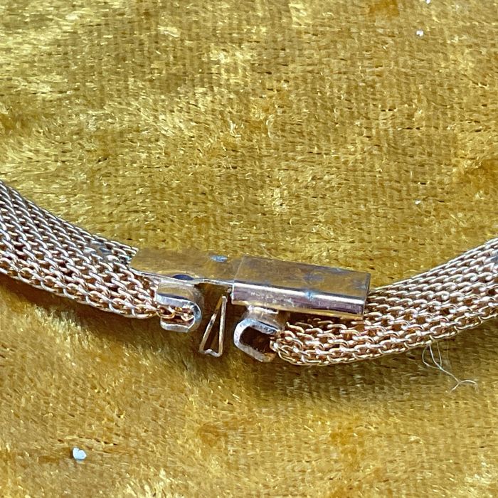 Colar trabalhado peça Vintage