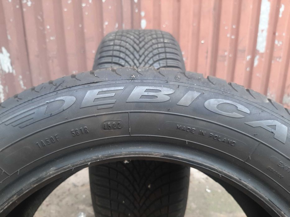 opony caloroczne  205/55/16 Debica Navigator 3  jak nowe