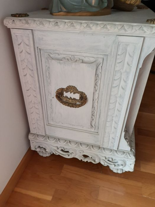 Venda arca madeira de castanho.