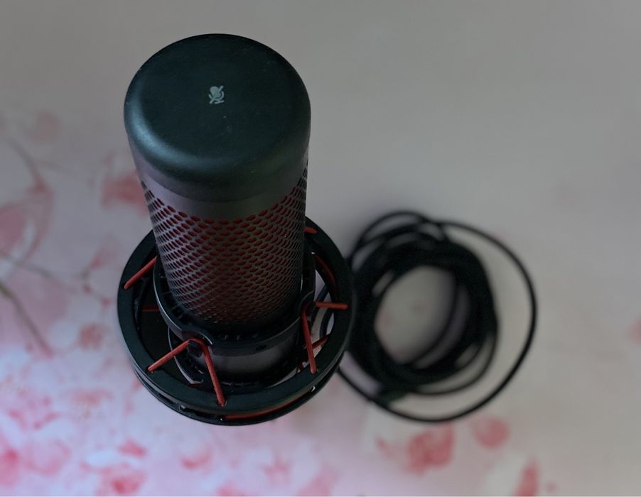 Микрофон HyperX QuadCast
