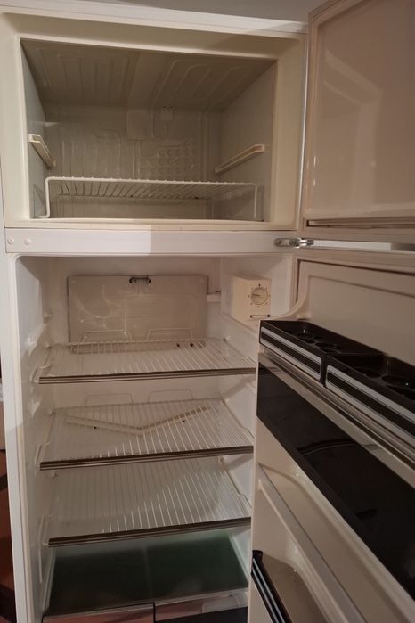 Frigorífico AEG usado