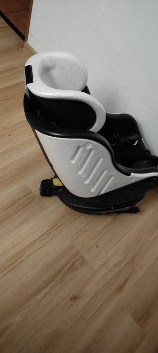 Fotelik obrotowy Joie 360° 9-18 kg