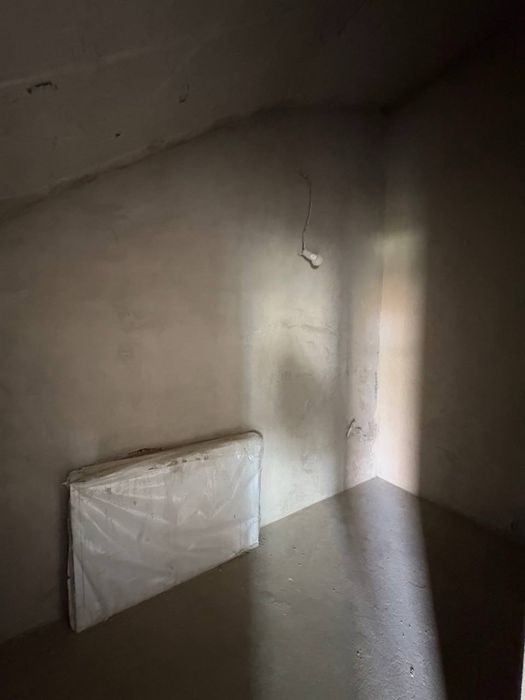 р Двоян у масиві Криниченька, двоповерховий, автономне газове