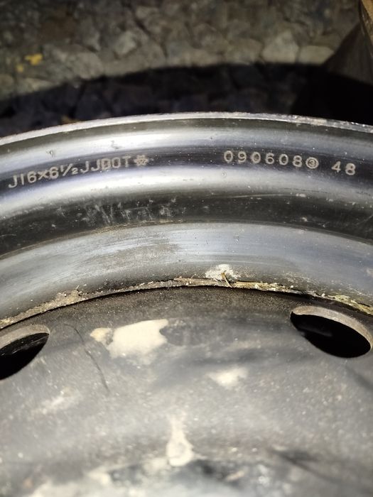 Продам 2 диска r16 5/110