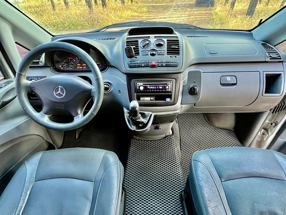 Mercedes-Benz V 639 111
