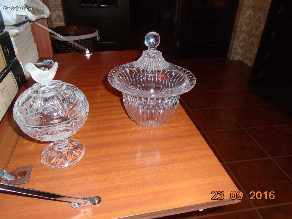 Cristal - duas peças lindíssimas  novas.