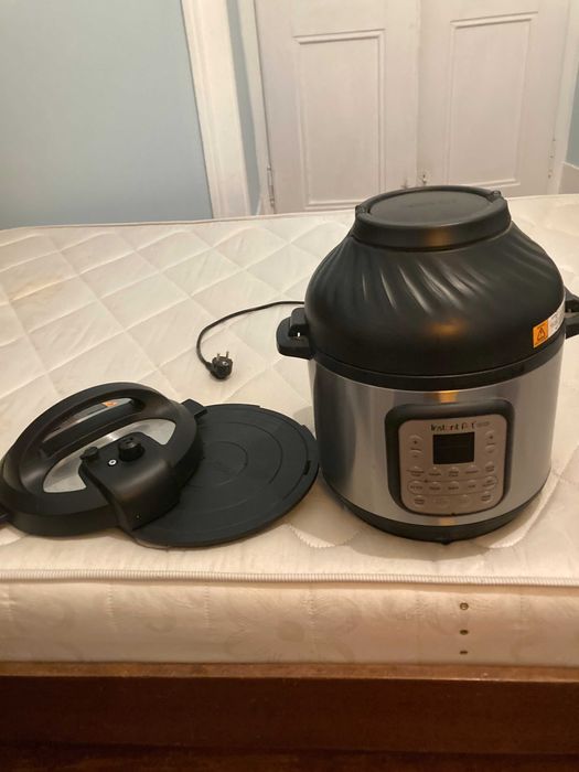 Instant Pot Duo Crisp Air Fryer 8L, 11 em 1 Fritadeira