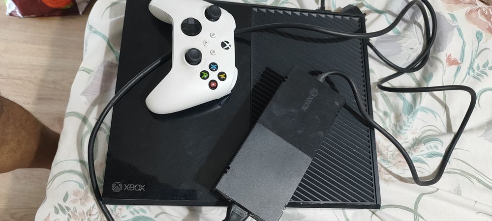 Xbox One funciona perfeitamente.