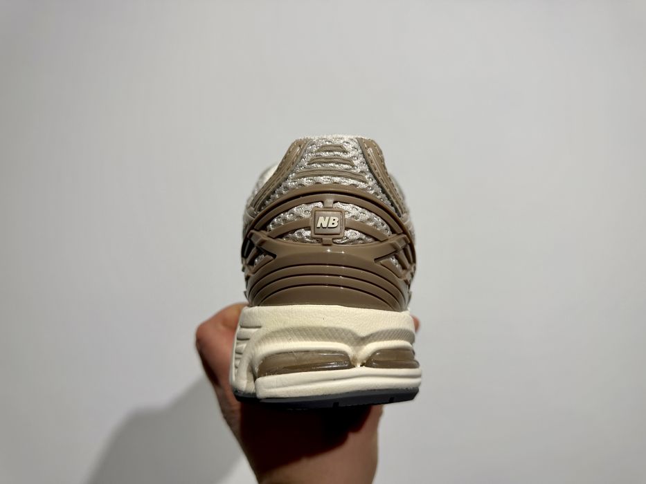 Кросівки чоловічі New Balance 1906R Brown M1906RZB