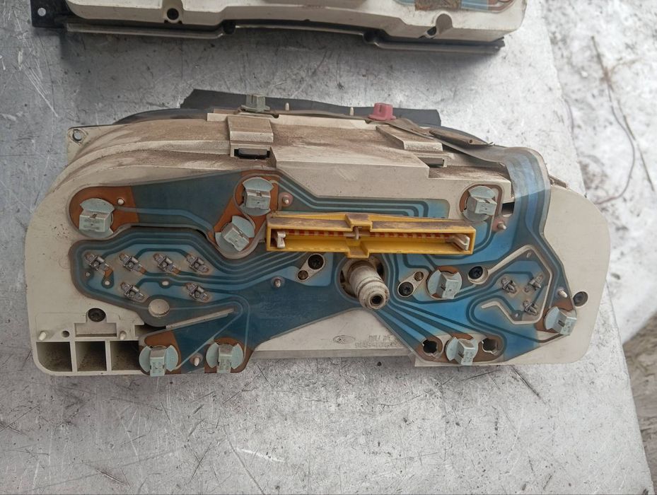 Щиток приладів Ford Escort / Форд Ескорт MK3-MK6 1980-1998рр.