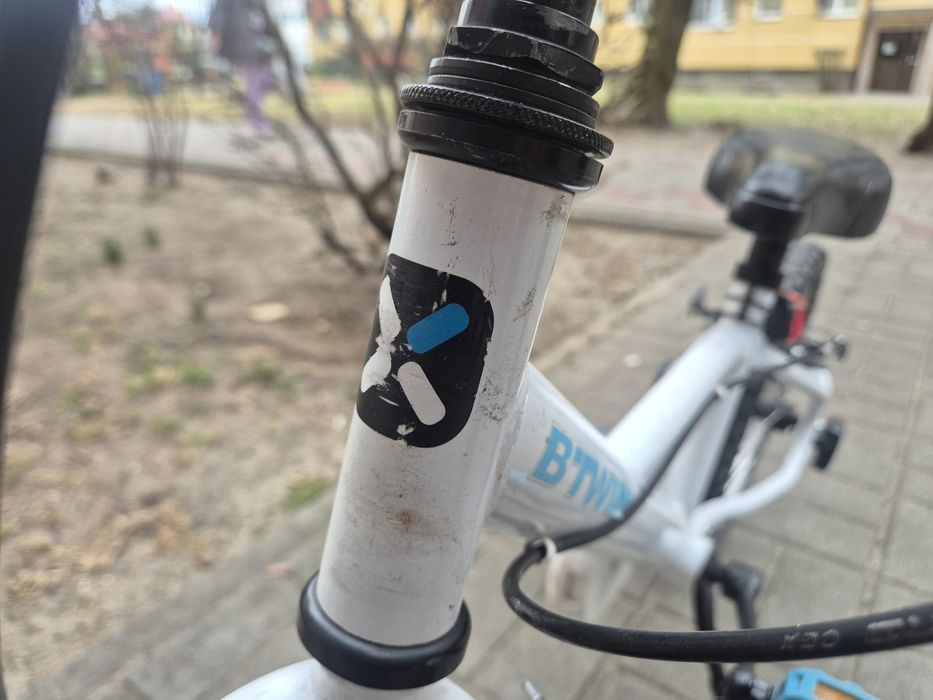 Btwin 100 inuit koła 16 cali