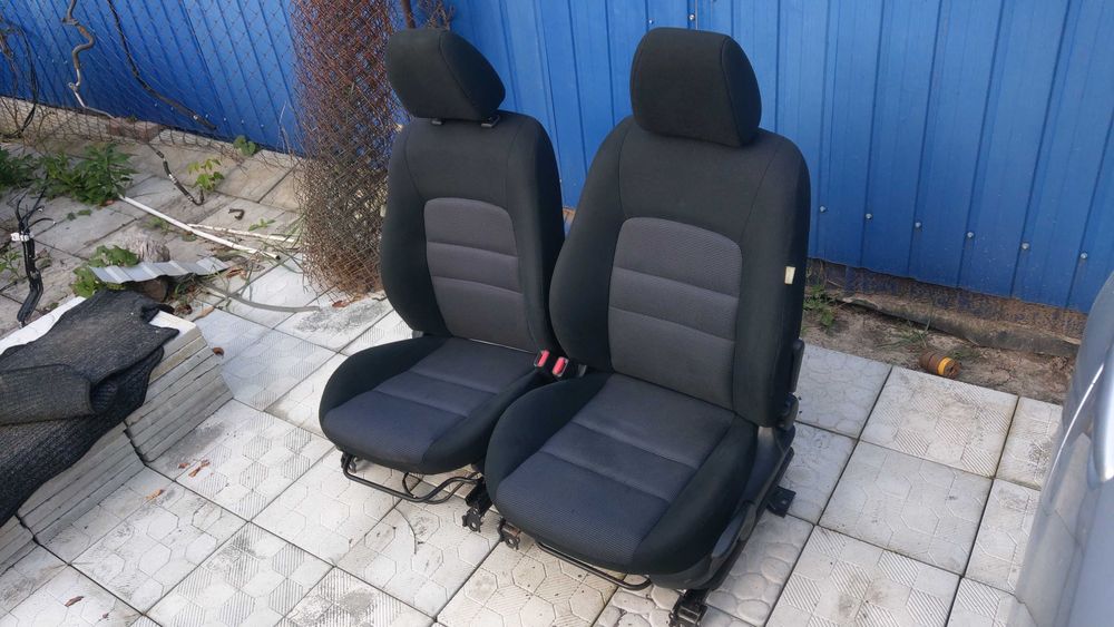 Сидіння крісла сиденья сідушки перед Мазда Mazda 6
