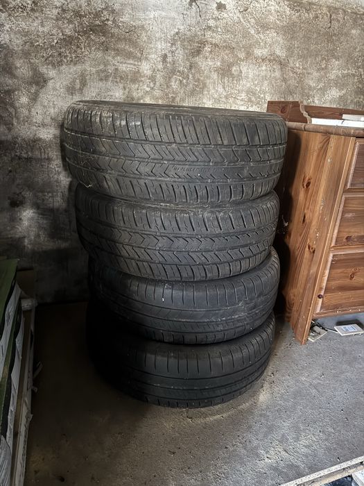 Opony  Altimax generali 195/60 R 15