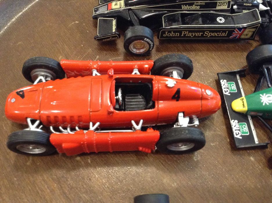 Carros Formula 1 - 1: 43 RBA Tyrell - Ferrari -Lotus- Alfa Romeo - IXO