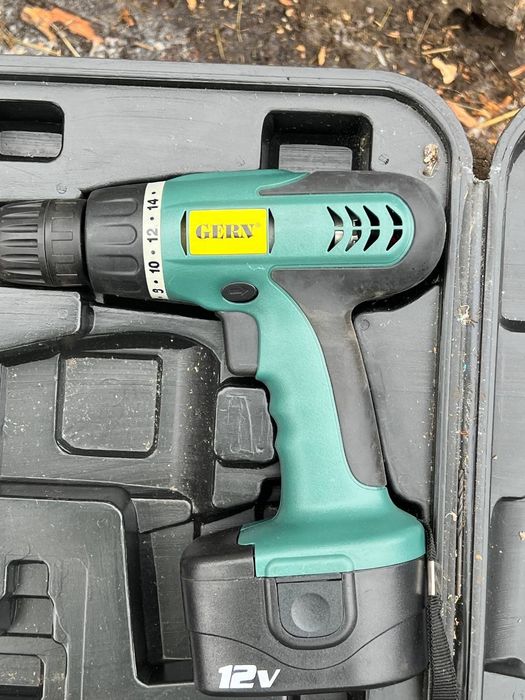 Продам шуруповерти  10 штук за 5500