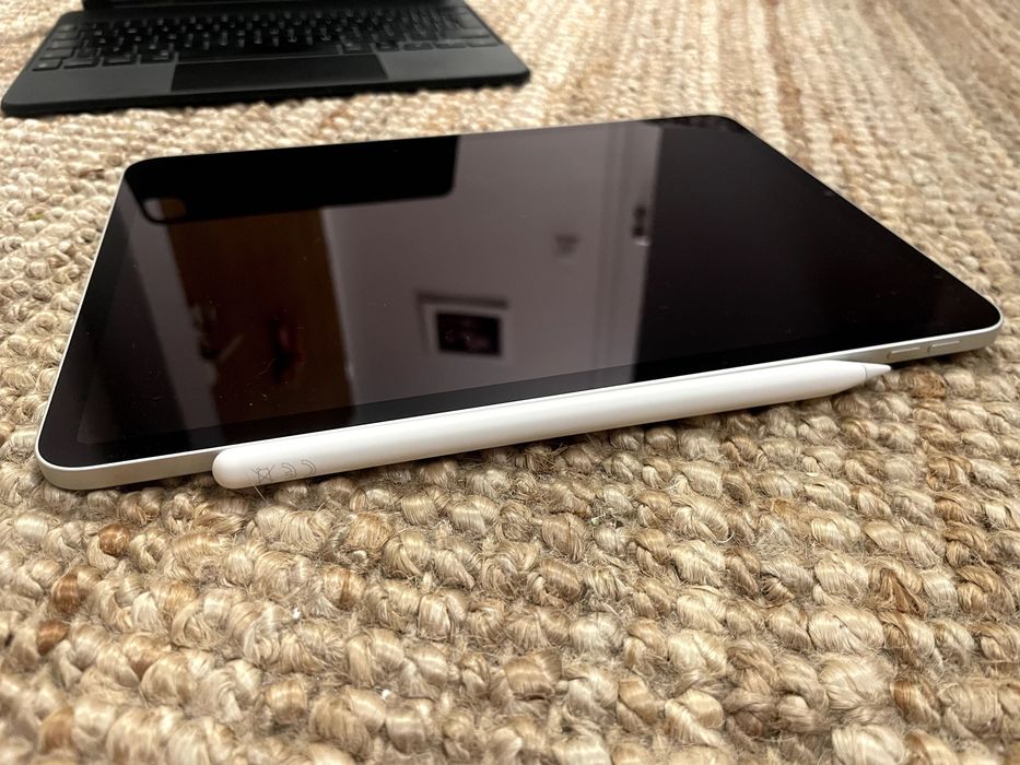 iPad Pro 11" (3. gen) 2021, 128GB, Srebrny, Magic Keyboard, Pencil 2