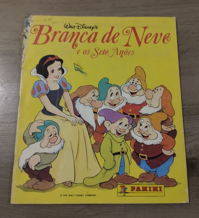Caderneta cromos Panini Branca de Neve