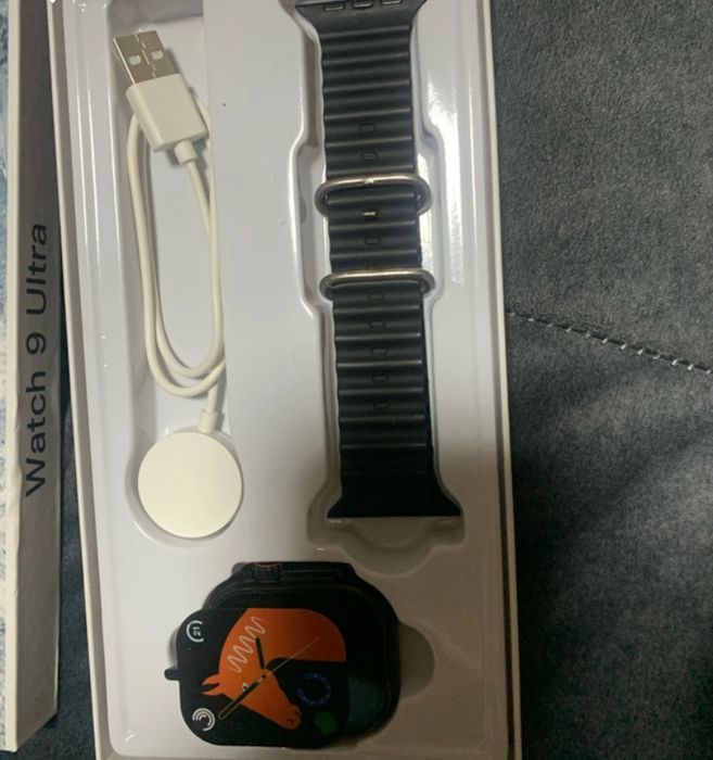 Smart watch 9 ultra como novo com 3 pulseiras novas