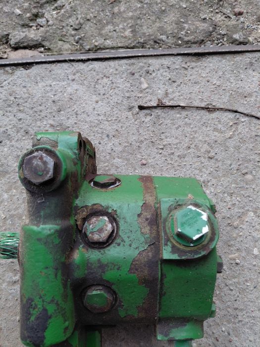 Pompa hydrauliczna john deere