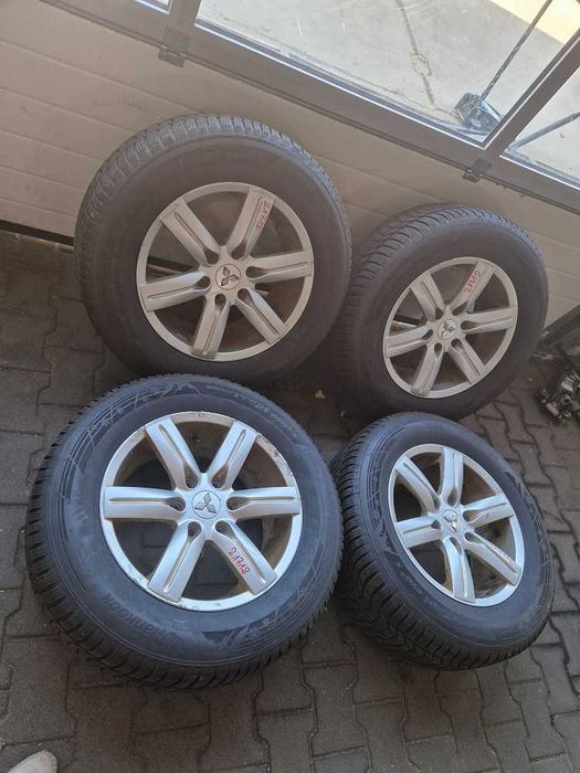 Mitsubishi Pajero Koła 265/60 R18 Felgi Aluminiowe 80Jx18 H2