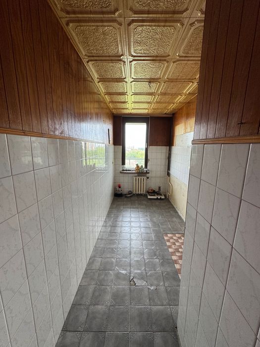 2 pokoje z widokiem, super lokalizacja - opróżnione do remontu