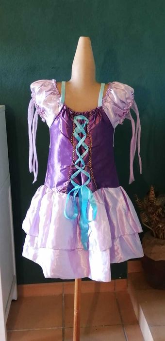 Vestidos de carnaval e medieval princesa para bebes e crianças