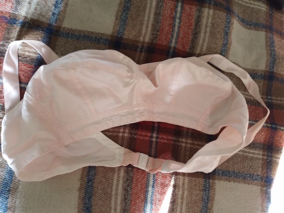 Бюстгалтер   чулки