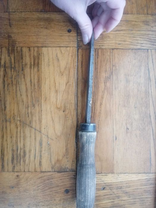 Продам напильники, в наличии круглые,треугольные, плоские