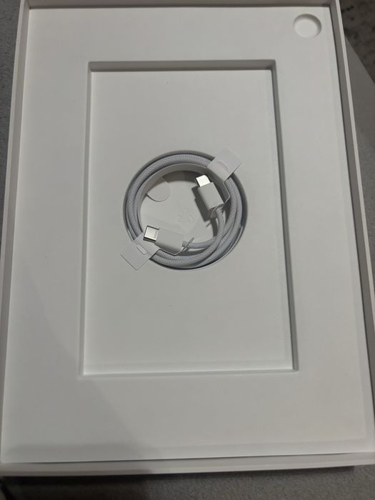 Nowy Ipad A16 128 GB