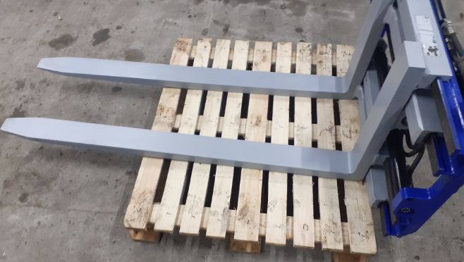 Pozycjoner Wideł KAUP 3 klasa karetki Chwytak widłowy