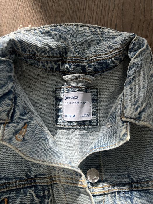 Джинсова куртка Bershka
