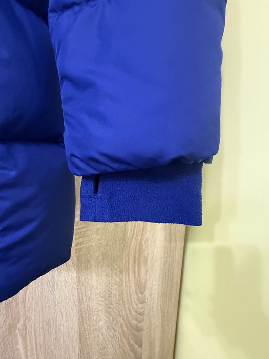 Продам пуховик Adidas р.SM