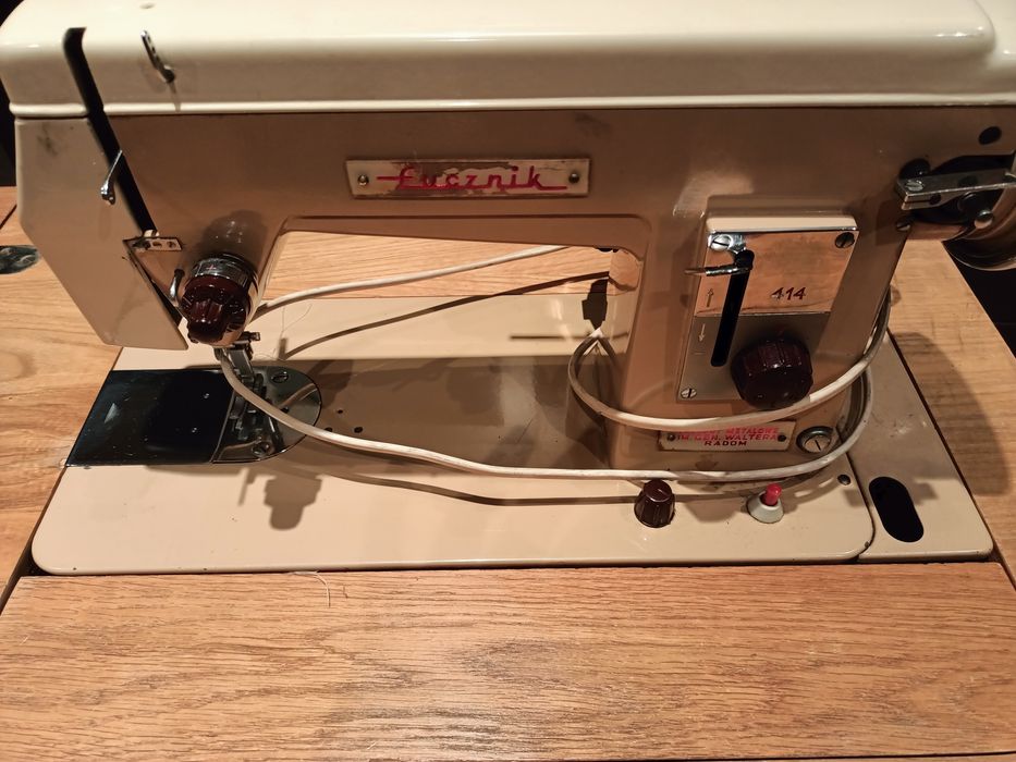 Maszyna do szycia Łucznik