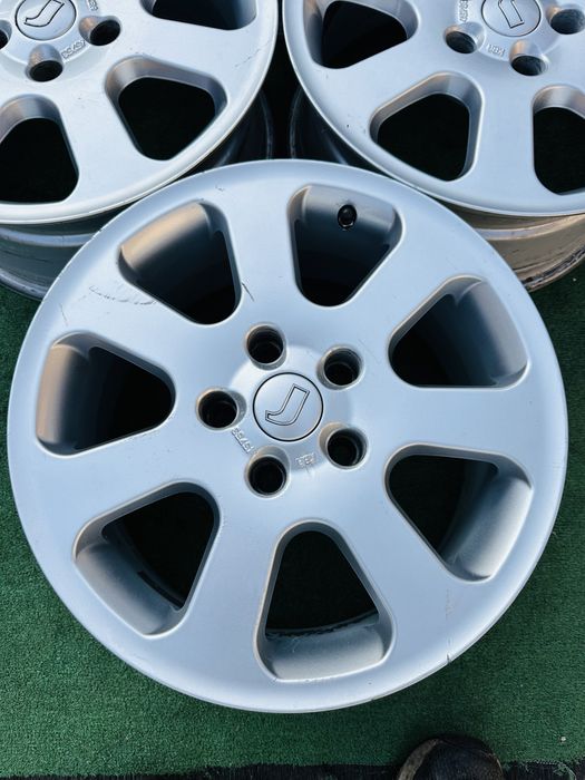 Диски 5/114.3 R16 7J ET-40 Hyundai Mazda Kia Renault Nissan Toyota