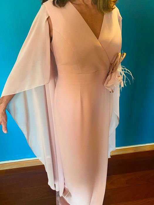 Vestido classico para festa.
