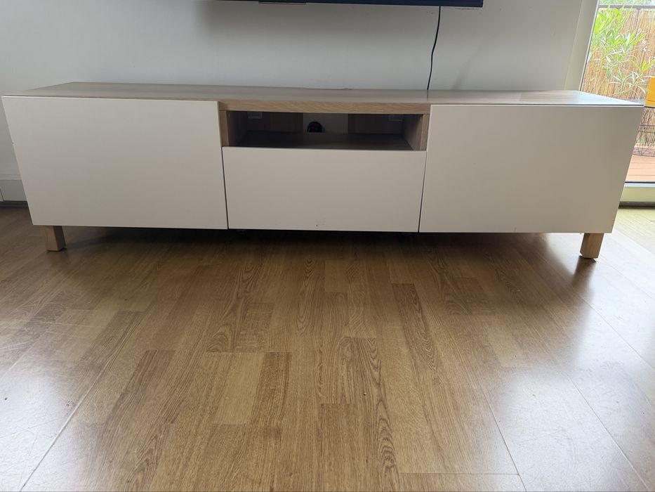 Szafka RTV z szufladami
