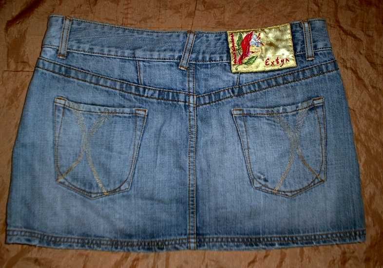 Продам женскую джинсовую супер мини юбку Extih denim