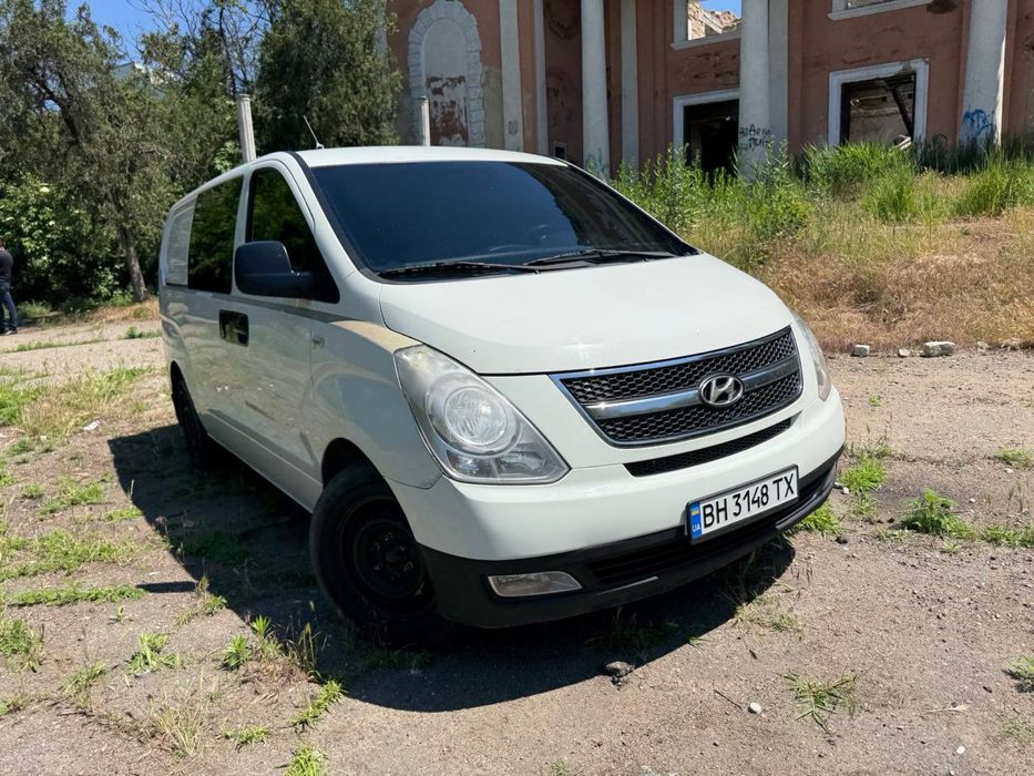 Hyundai H1 Starex бус 6 передач