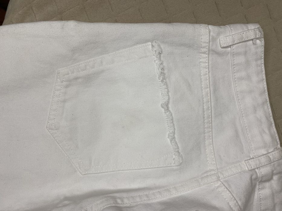 штани білі bershka