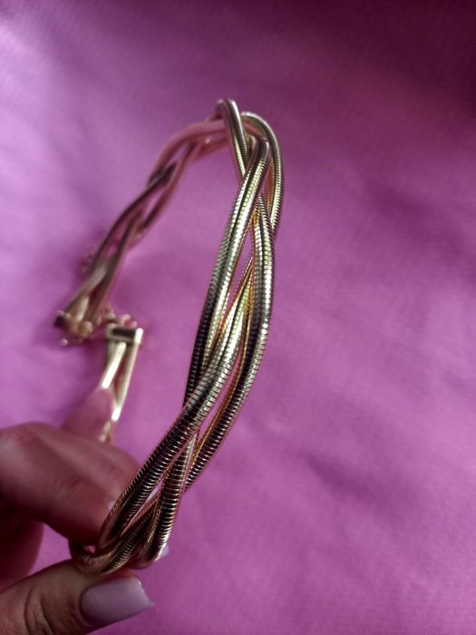 Ожерелье чокер на шею тренд