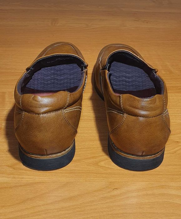 Brązowe mokasyny  Y.LLI BARCCINI, stan BDB, rozm. 44 (dł. wkł. 29 cm)