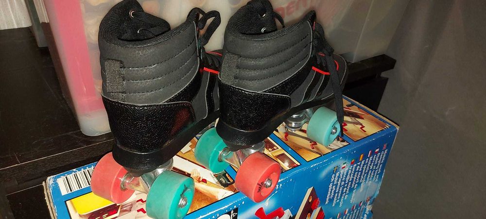 Patins street de 4 rodas