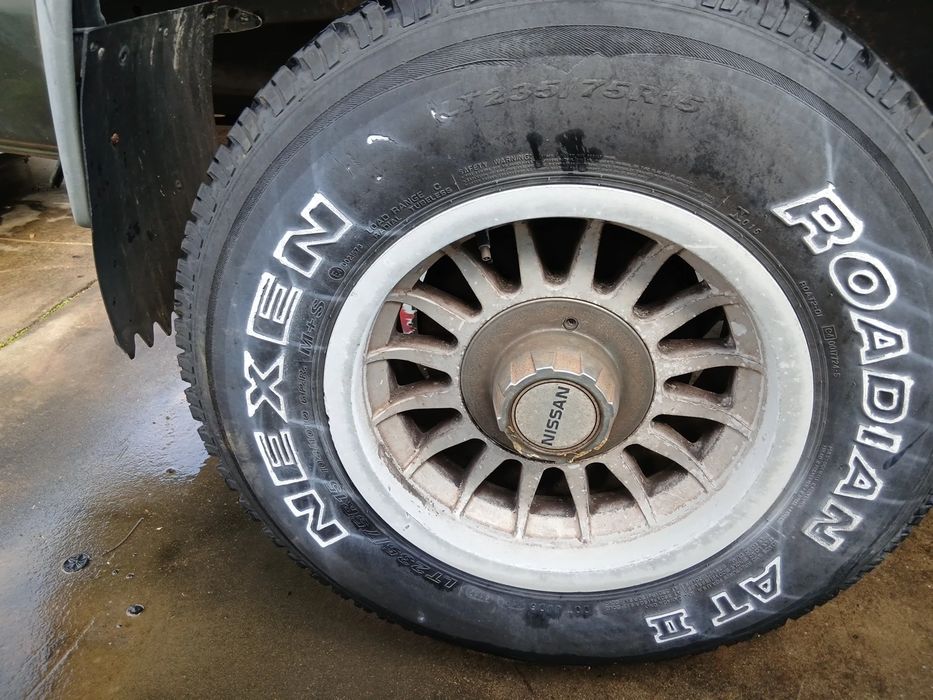Conjunto de jantes NISSAN Terrano I (WD21)