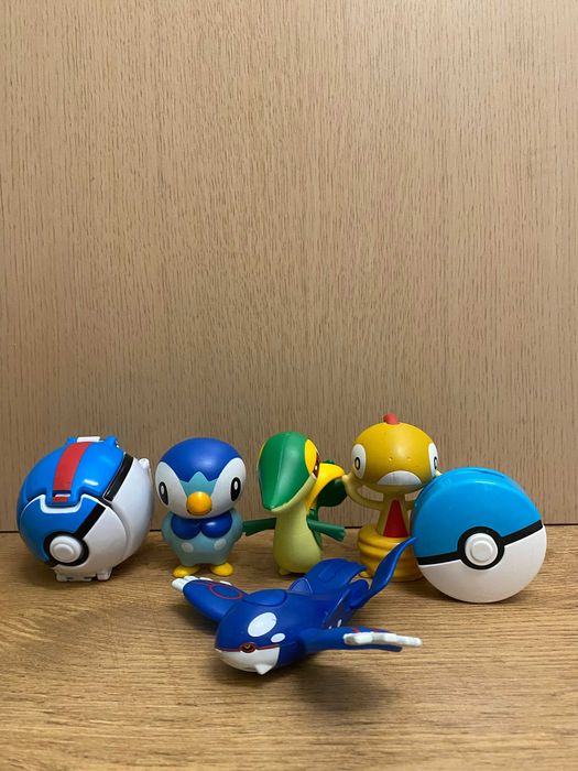Zestaw figurek, zabawek z bajki POKEMON