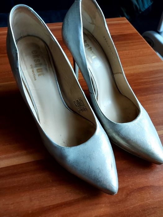 Szpilki damskie skóra naturalne Eksbut 38 biało złote przecierane