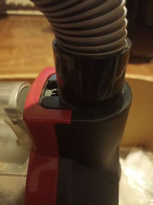 Продам працюючий пилосос